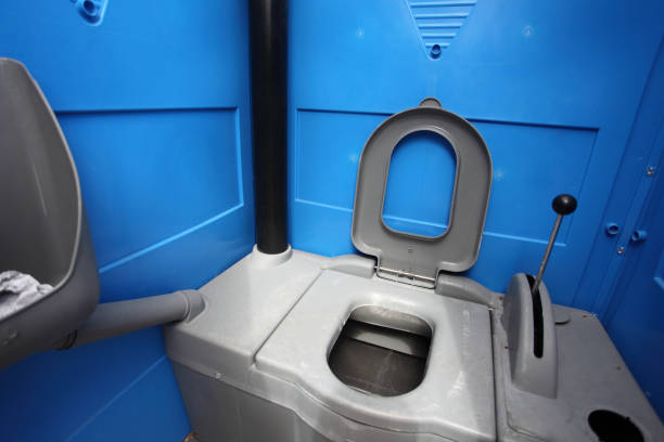 Best VIP or Luxury Restroom Trailers  in Bourbon, IN